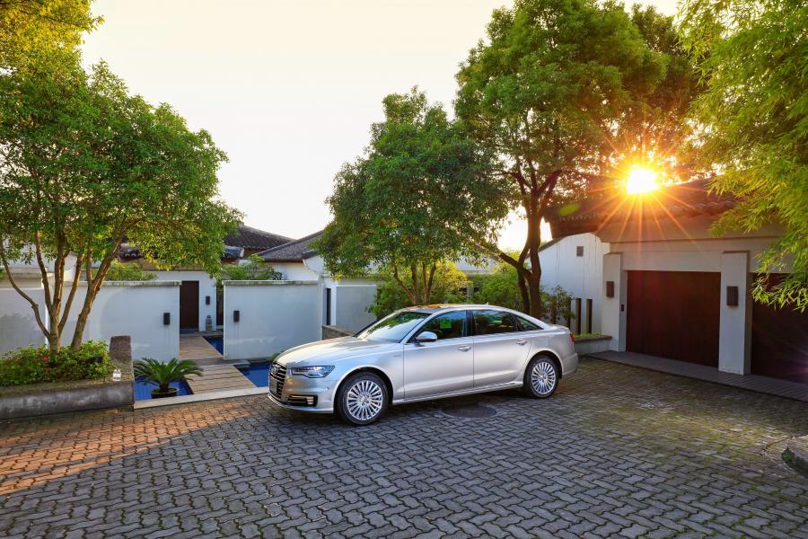  Audi A6 L 40 e-tron (4G, C7) 2016 года  (фото 29 из 32)